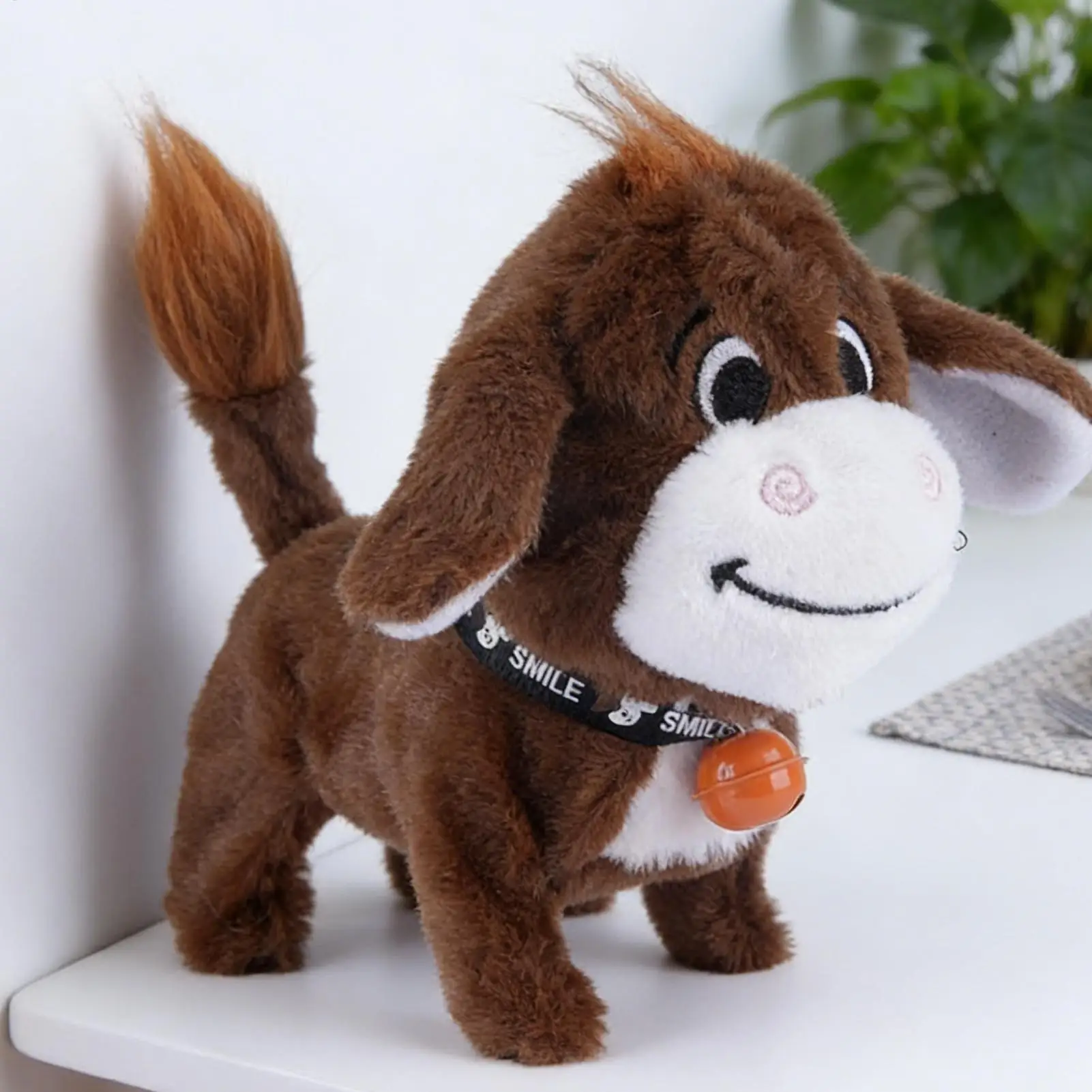 Simulazione di asino elettrico in peluche elettrico Altalena da passeggio Casa da gioco elettronica per animali domestici Bambola Decorazione elettrica interattiva realistica