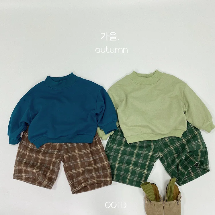 Childrens Boys Checkered Pants Spring Autumn Woven Material Wide Legs Kids Boys Pants Fashionable Baby Boys Cropped Pants