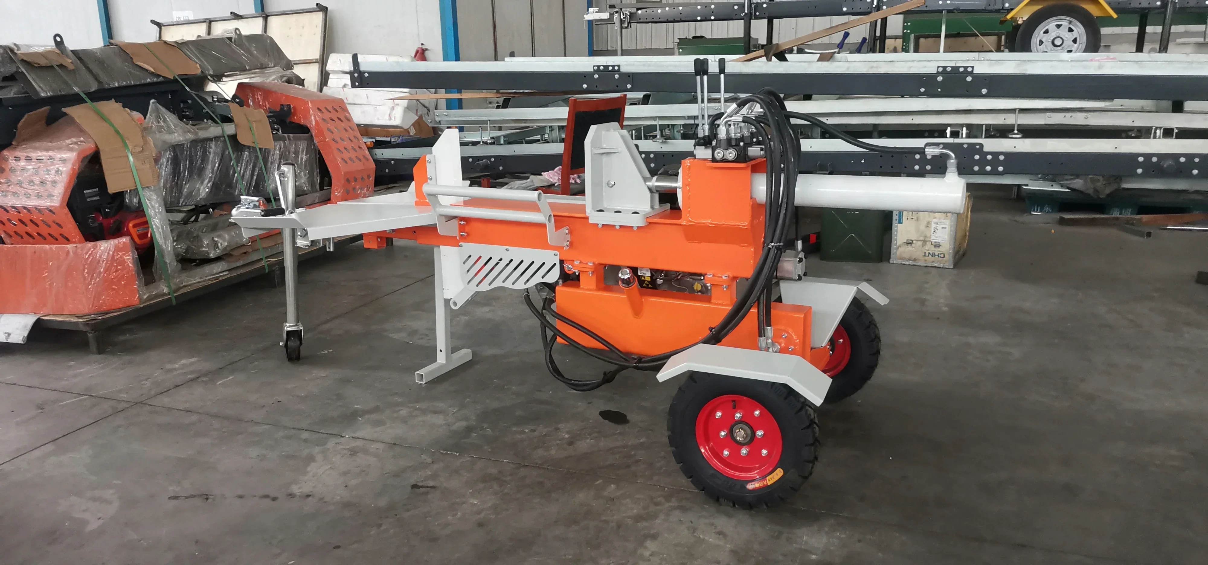 

Low price 8T/18T/28T popular wood splitter high power wood chipper automatic firewood processor
