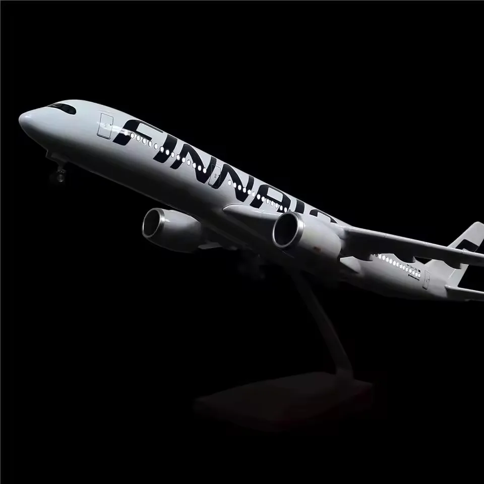 Nuovo modello in scala 1/142 FINNAIR compagnia aerea pressofuso in resina plastica aereo Airbus A350 con luce e ruota collezione display regali