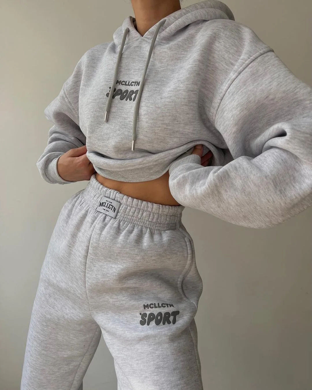 Frauen verdickt Trainings anzug Herbst Winter warme Hoodies Top Hose Anzüge Sweatshirts Jogging hose Outfits Jogging hose 2 Stück Sets