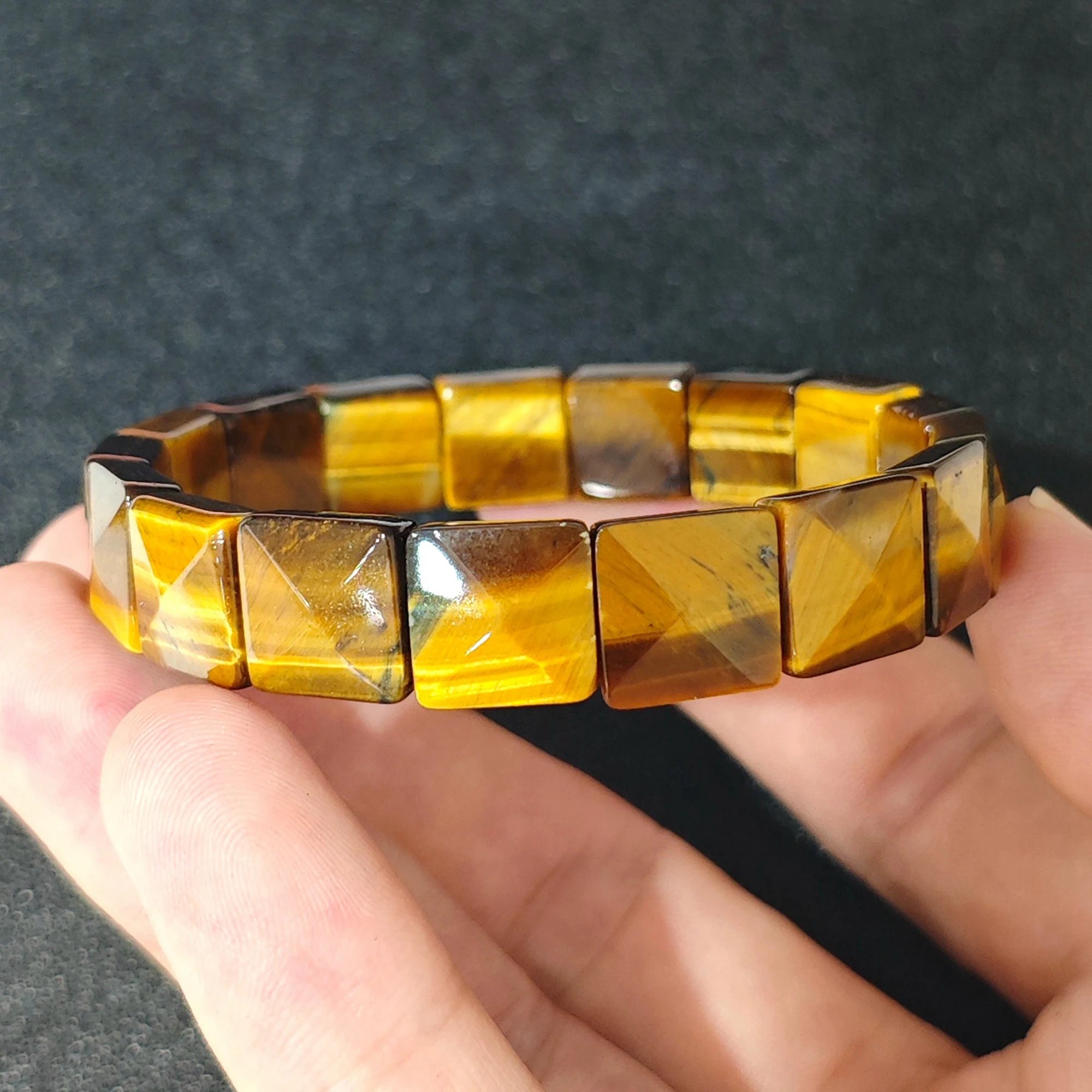Golden Tiger Eye Bead Bracelet 11x11mm Chatoyant Honey Yellow Square Pyramid Segment Cuff Bangle Crystal Stretch 16-22cm