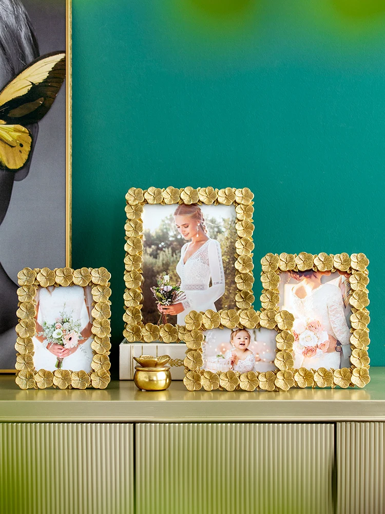 Golden Resin Material Photo Frame Combination Set Table Living Room Bedroom Decoration Wedding Wall