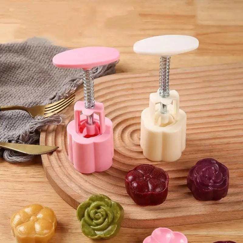 New Mooncake Mold Plastic Hand-Pressure Cookie Stamps Flower Pattern Plungers Pastry Decoration Tool Mid-Autumn Festival