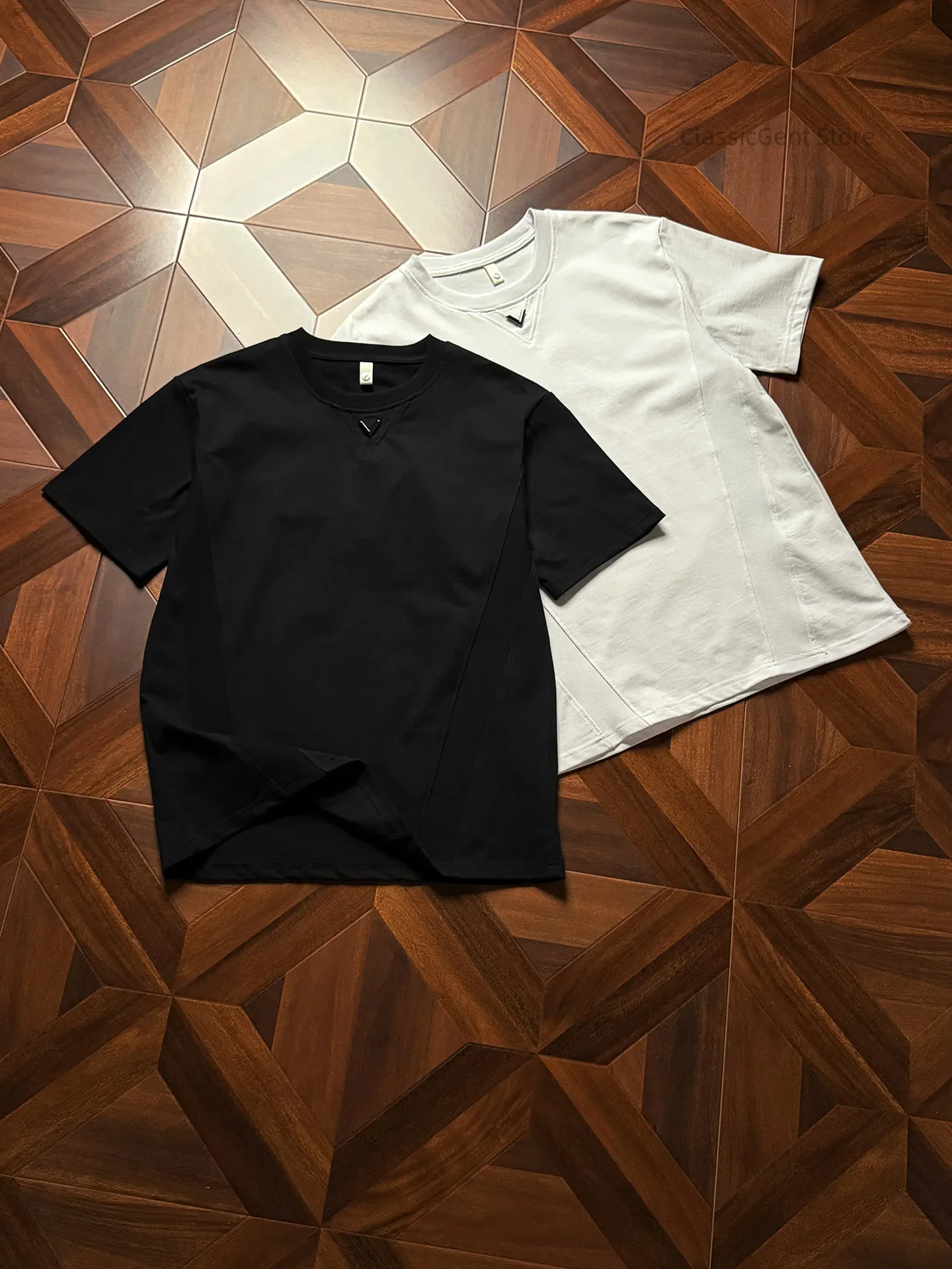 New breathable non-sticky oblique splicing suture three-dimensional 300G pure cotton exquisite short-sleeved T-shirt