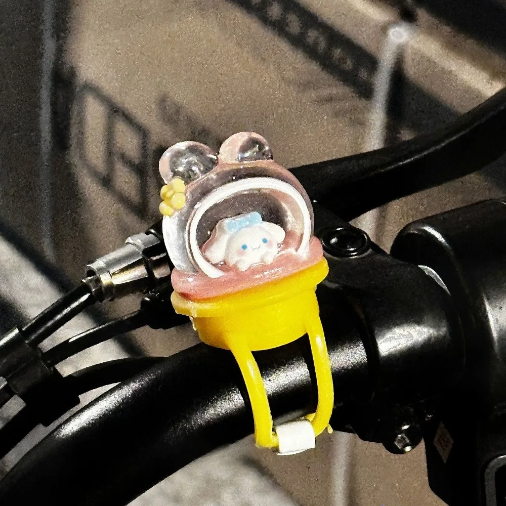 

Hellokitty Electric Vehicle Decoration Cute Cartoon Originality Modeling Noctilucent Car Ornaments Delicate Handlebar Ornament