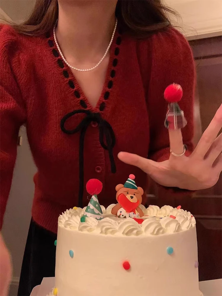 

Red Knot Knitted Sweater Coat Women's Autumn Winter V-Ne Raccoon Fur Design Sensation New Year Casual Knitwear