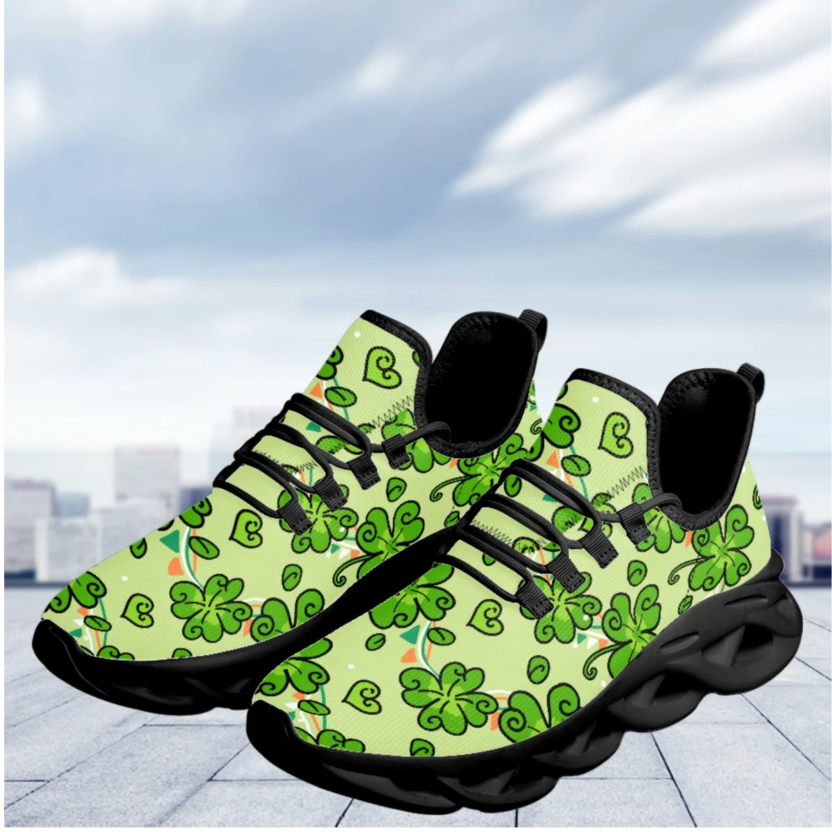 3D Clover Shamrock Pattern Lace-up Platform Sneakers Breathable Non-slip Women Fashion Flat Shoes Outdoor Walking Jogging Shoes