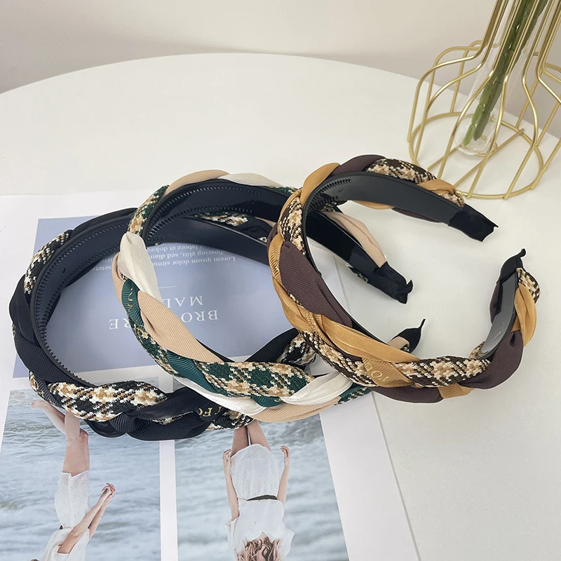 Minimalist And Advanced Feeling New Retro French College Style Braided Fried Dough Twists Hairhoop Fresh And Sweet Hair Clip