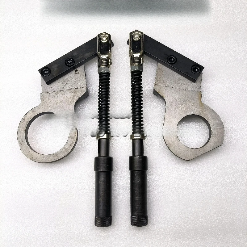 

1Pair High Quality 71.010.310 71.010.308 For CD102/102 Intermediate Roller Swing Frame Bracket Offset Printing