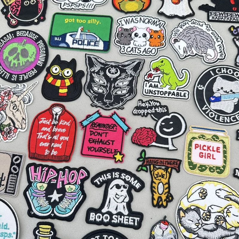 

Cartoon Cat Embroidered Patches For Clothing Iron On Patches On Clothes DIY Funny Animal Patch For Clothes Sticker