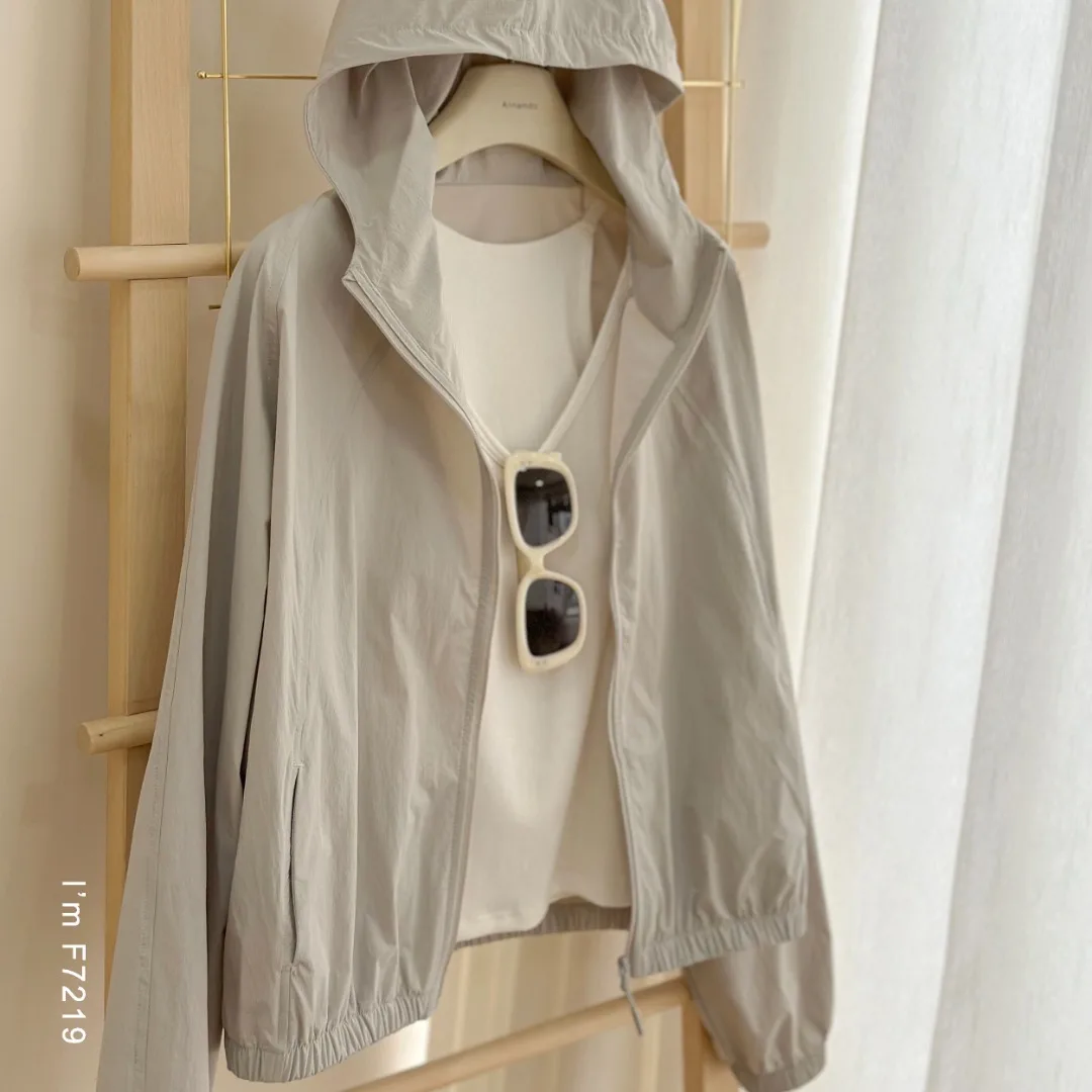 

High Tech Quick Dry Thin Casual Outdoor Hooded Women's Jacket Loose Fit Sporty Sun Protection Versatile Slimming