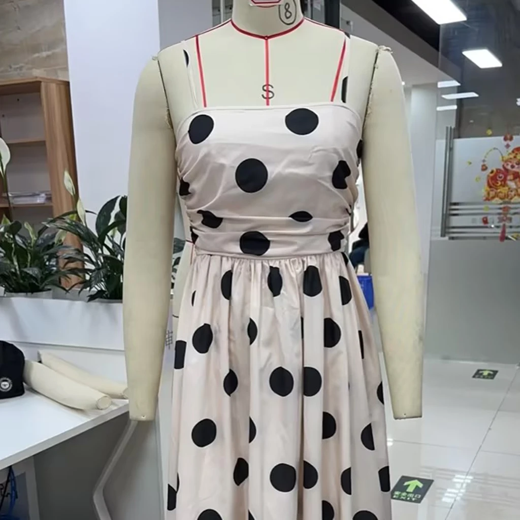 Abito da donna senza maniche con stampa a pois, scollo quadrato increspato, cinturino per spaghetti, abito lungo a trapezio per viaggi quotidiani