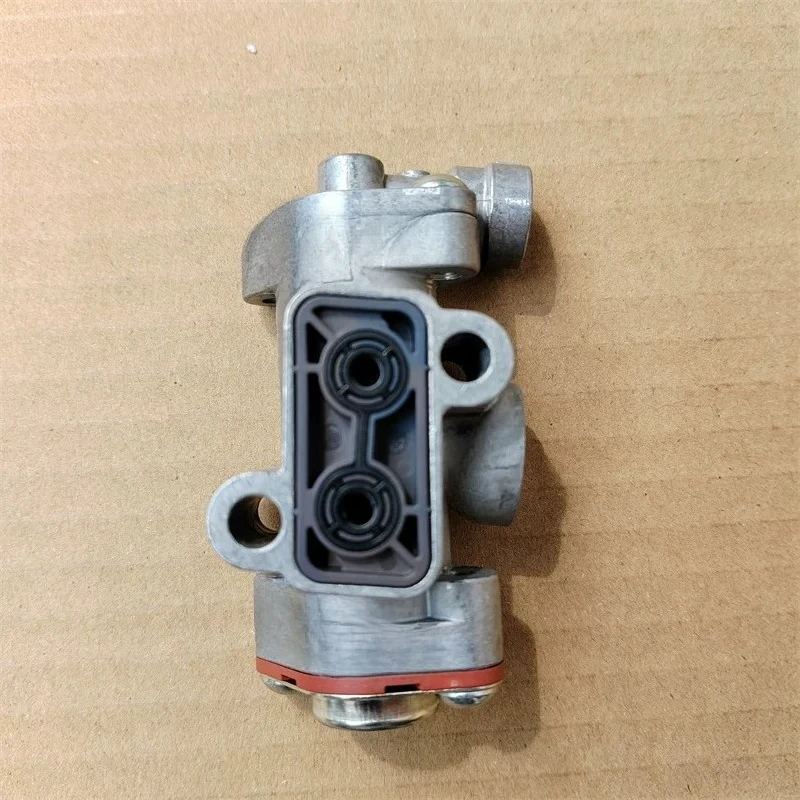 Suitable for 16-speed transmission valve three-way five-position valve air passage valve body CNR-0501.219