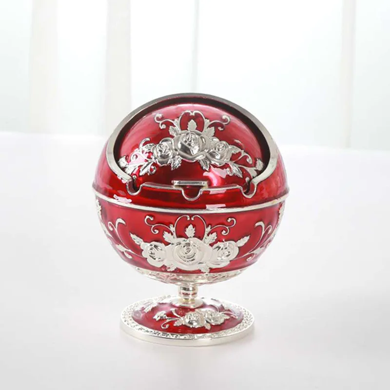 Ashtray household creative flip alloy household zinc alloy ashtray retro light luxury European ashtray