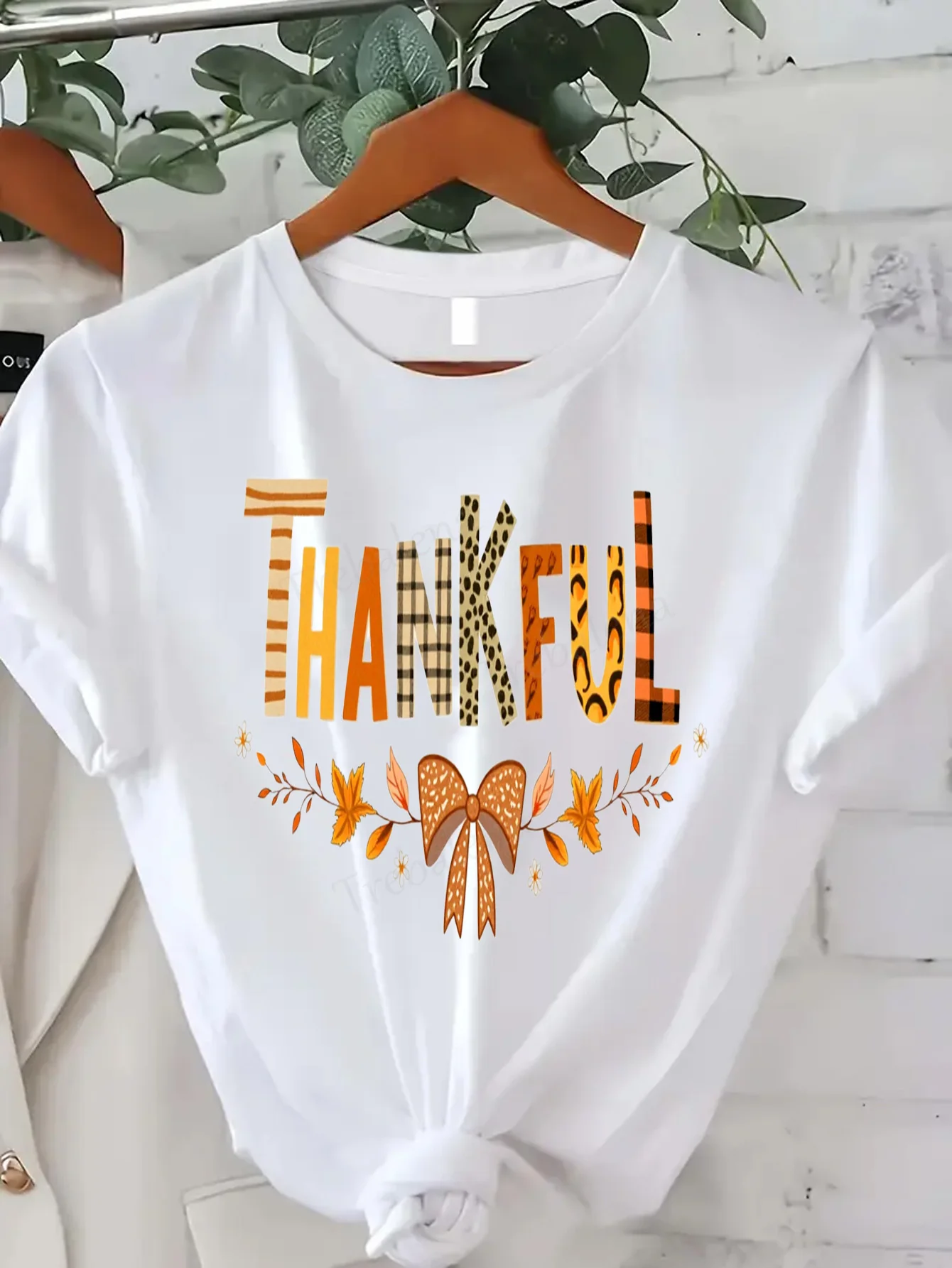 Comfortable Women's Print T-shirt 