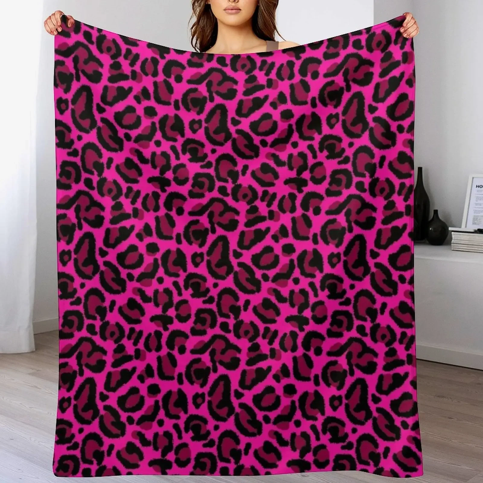 

Hot Pink Y2K Aesthetic Leopard Print Throw Blanket Stylish Decor Blanket Gift for Friends Roommate