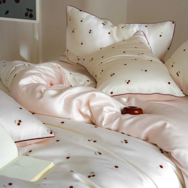 Class A French Light Luxury Tencel Four-piece Set Cherry Printed Summer Naked Sleeping Silky Sheet Quilt Set Bedding Set
