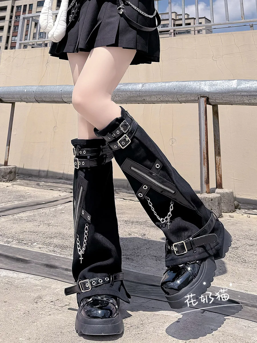 Y2K subcultura japonesa Original Otoño Invierno negro Punk Denim calentadores de piernas mujeres remache cadena acampanada pantorrilla calcetines