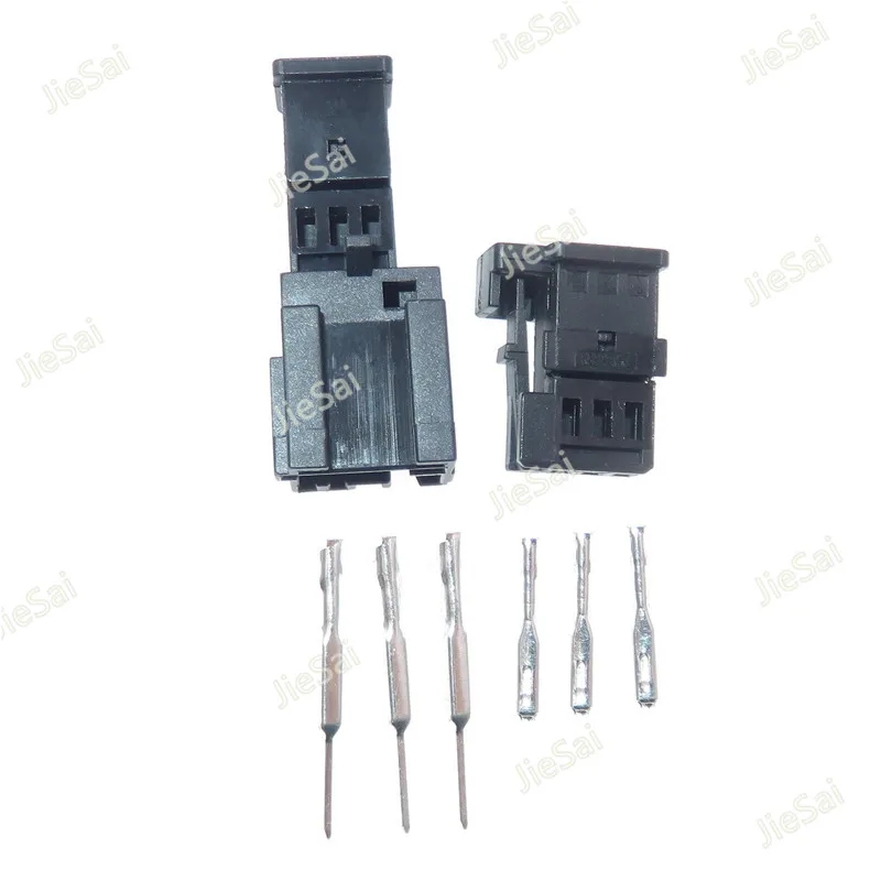 3 Pin 953698-1 953697-1 Auto Cable Harness Plug With Terminal 0.7 Series Male Female Docking Unsealed Connector