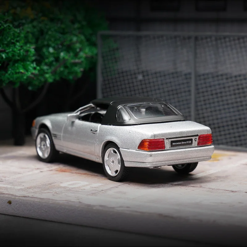 DCT 1/64 R129 metal diecast cars collection models Toys For Boys