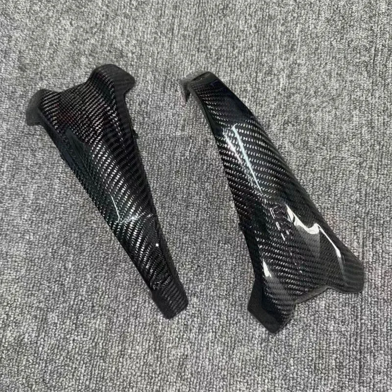 Protection de culasse en fibre de carbone pour BMW-AU62