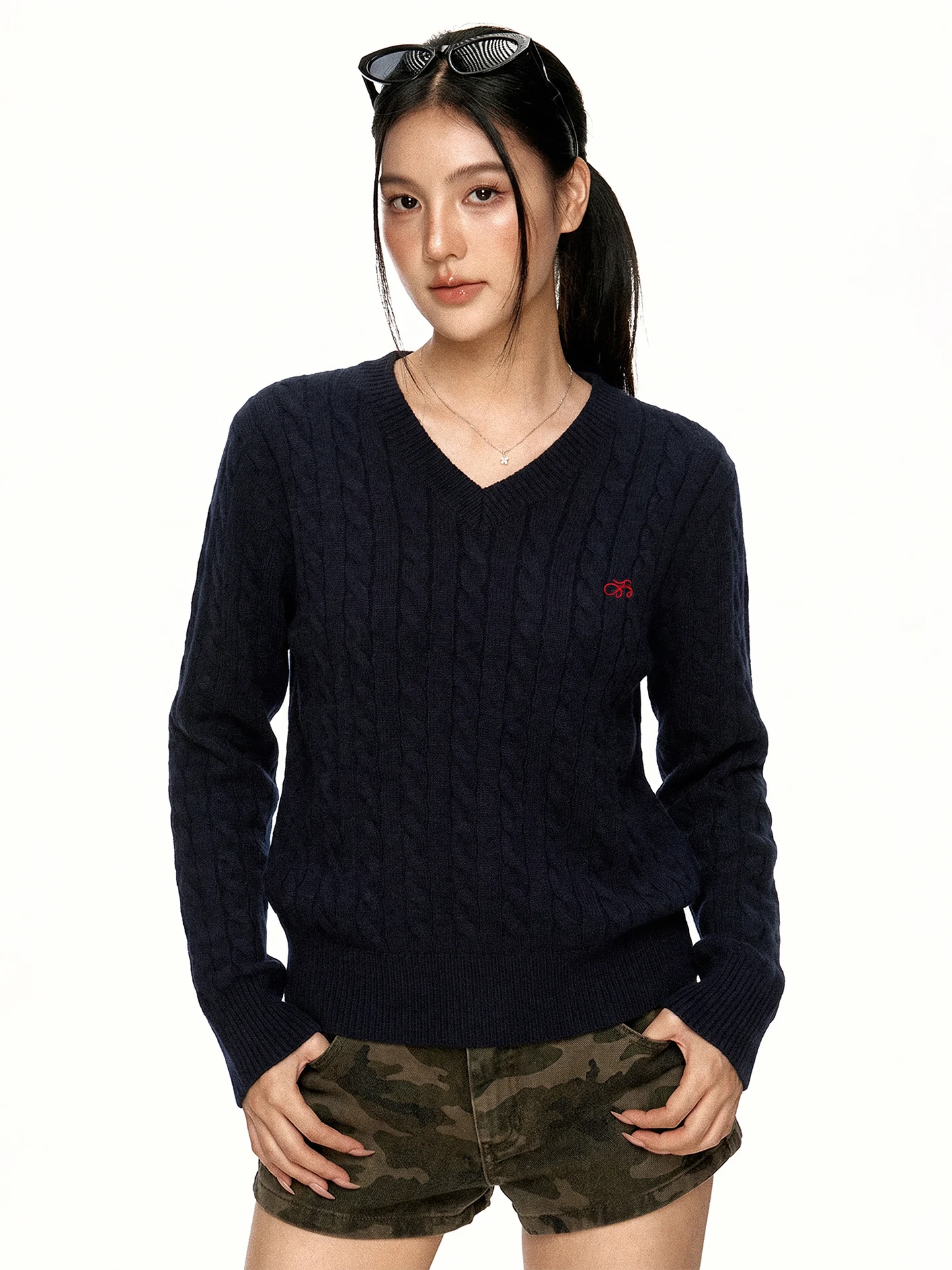 Loose Women's V-neck Knitted Sweater Aaisup Autumn New Style Soft Cotton Twist Embroidery Casual Loose Fit Base Layer Top
