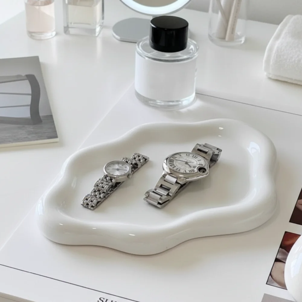 

Ins Style Jewelry Storage Tray Light Luxury Earrings Necklace Display Plates Elegant Ceramic Cake Snack Dessert Tray Photo Props