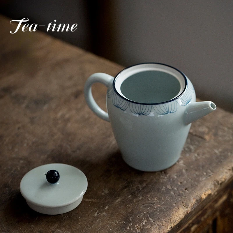 180ml Antique Hand-painted Blue And White Ceramic Teapot Rero Tea Maker Single Pot With Infuser Household Kung Fu Teaware Set