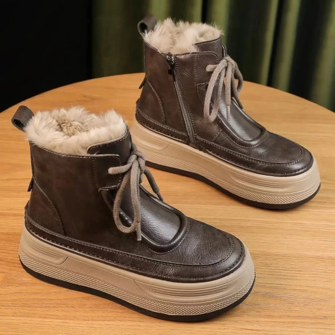 Women'S Snow Boots Winter New Korean Version Of Thick Soled And Velvet Padded Casual Lace-Up High-Top Cotton Women'S Shoes.