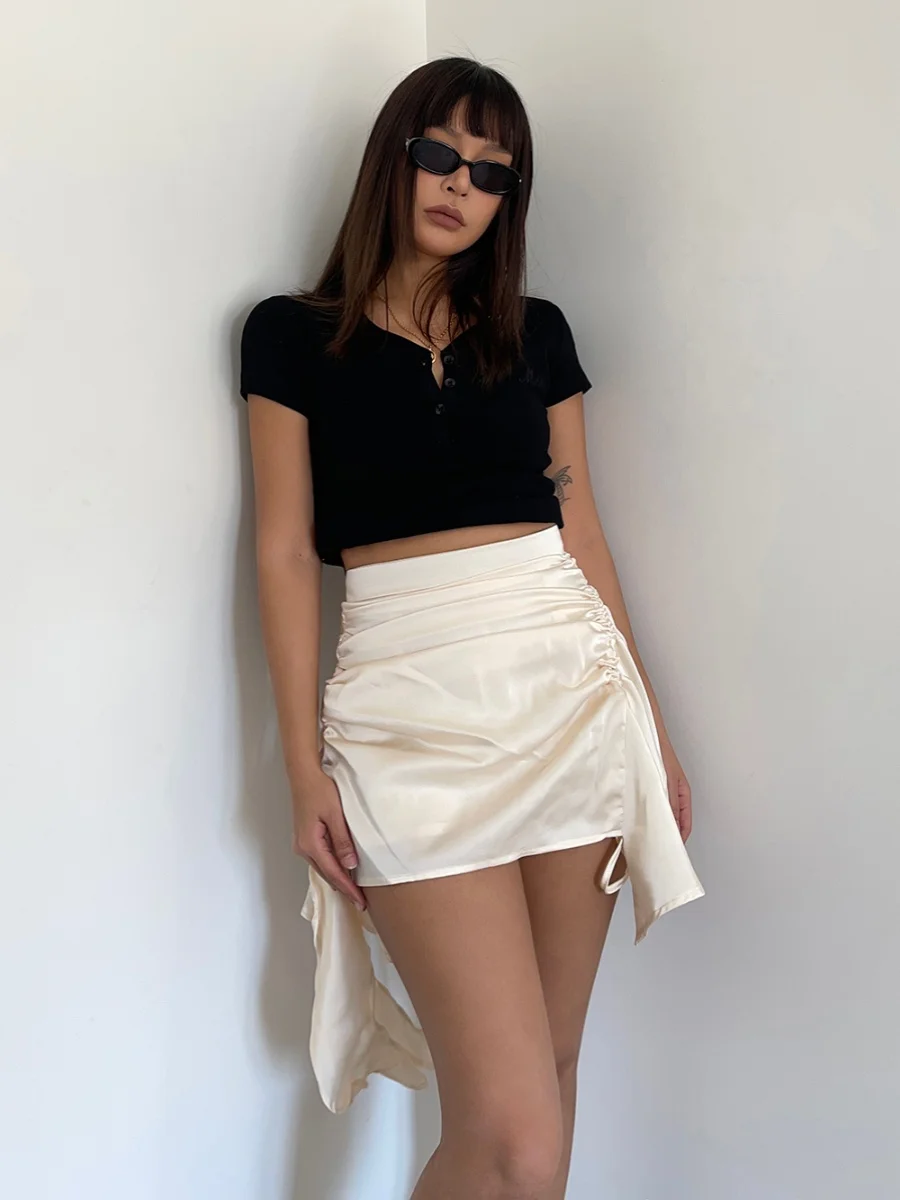 

2024 Summer Spicy Girl Niche Design Sense Pure Desire Side Pleats Asymmetrical High Waisted Sexy Slim A-line Short Skirt NA6R