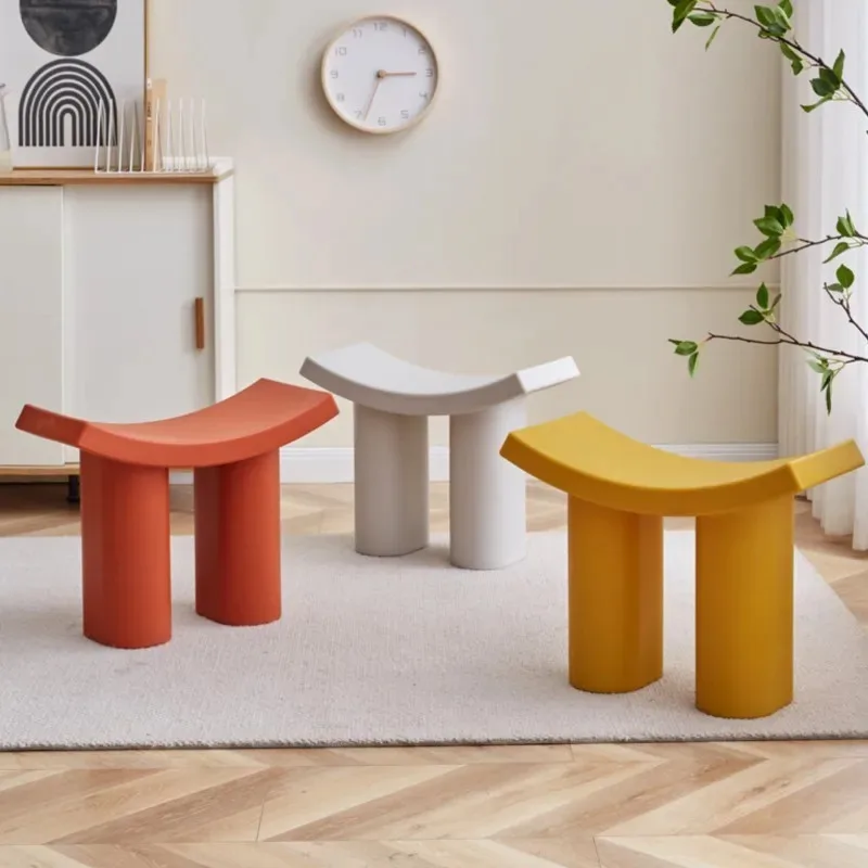 Nordic Shoe Changing Stools Living Room Plastic Small Stool Household Curved Bench Modern Coffee Table Chairs Bedroom Step Stool