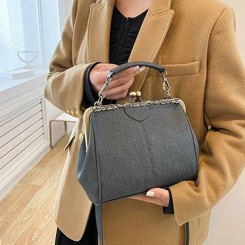 Fashion Women Clip Bags PU Leather Tote Handbag Female Kiss Lock Bag Luxury Vintage Crossbody Purse Bags Messenger Bag for Women