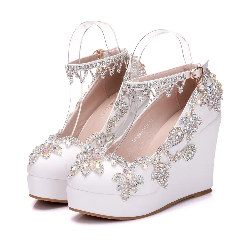 Autumn new round toe rhinestone waterproof table wedding shoes banquet large size small size slope heel high-heeled women's shoe