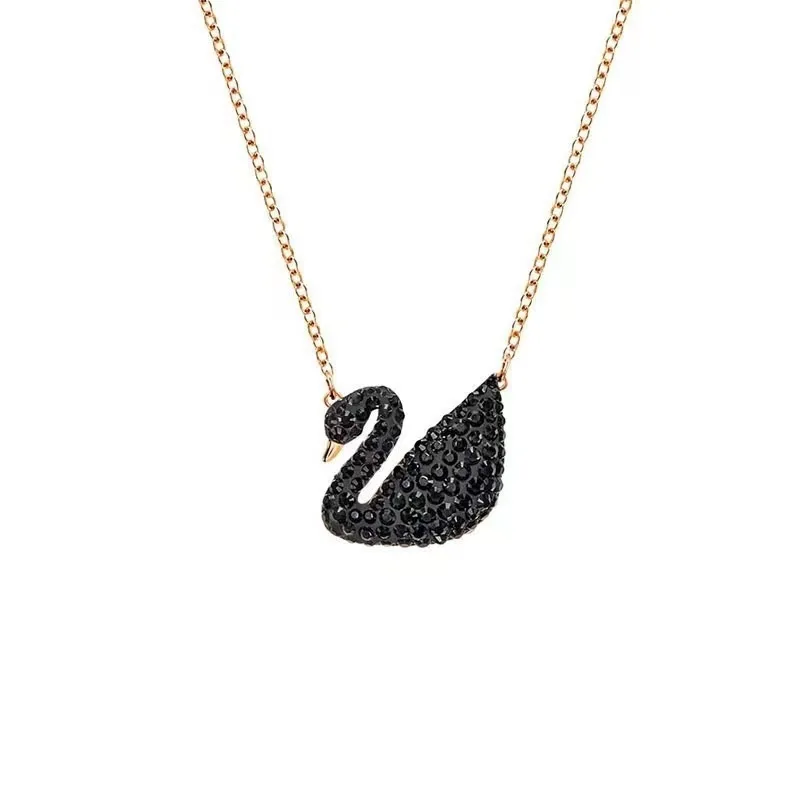 Colar de Cisne para Mulheres, com Design em Degradê, Elemento de Coração Batendo de Cisne Branco e Corrente de Clavícula