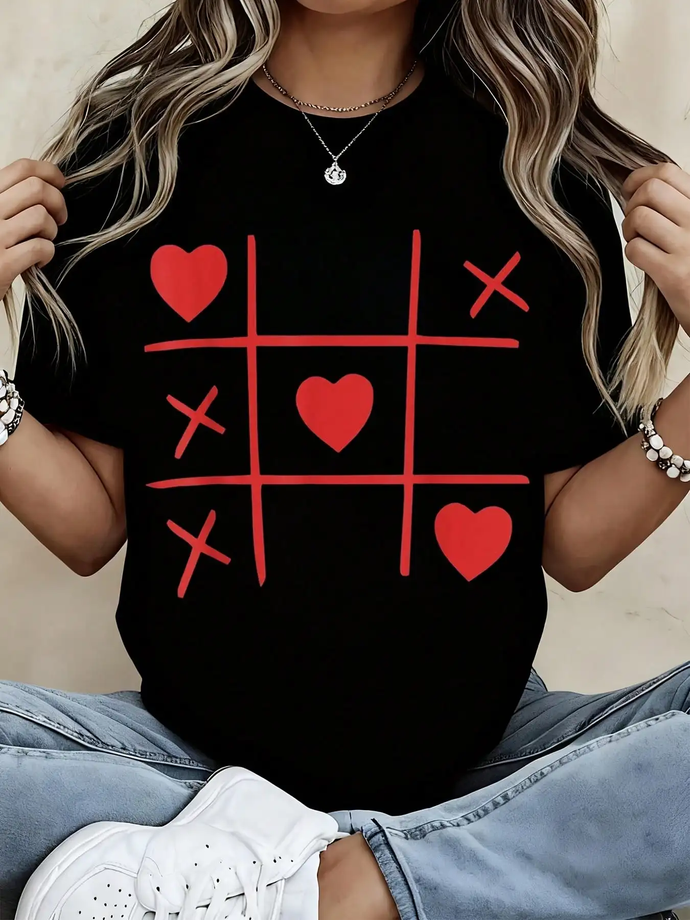 

Футболка с рисунком «Крестики-нолики» и сердечками, женская свободная футболка с короткими рукавами, повседневный топ на День святого Валентина