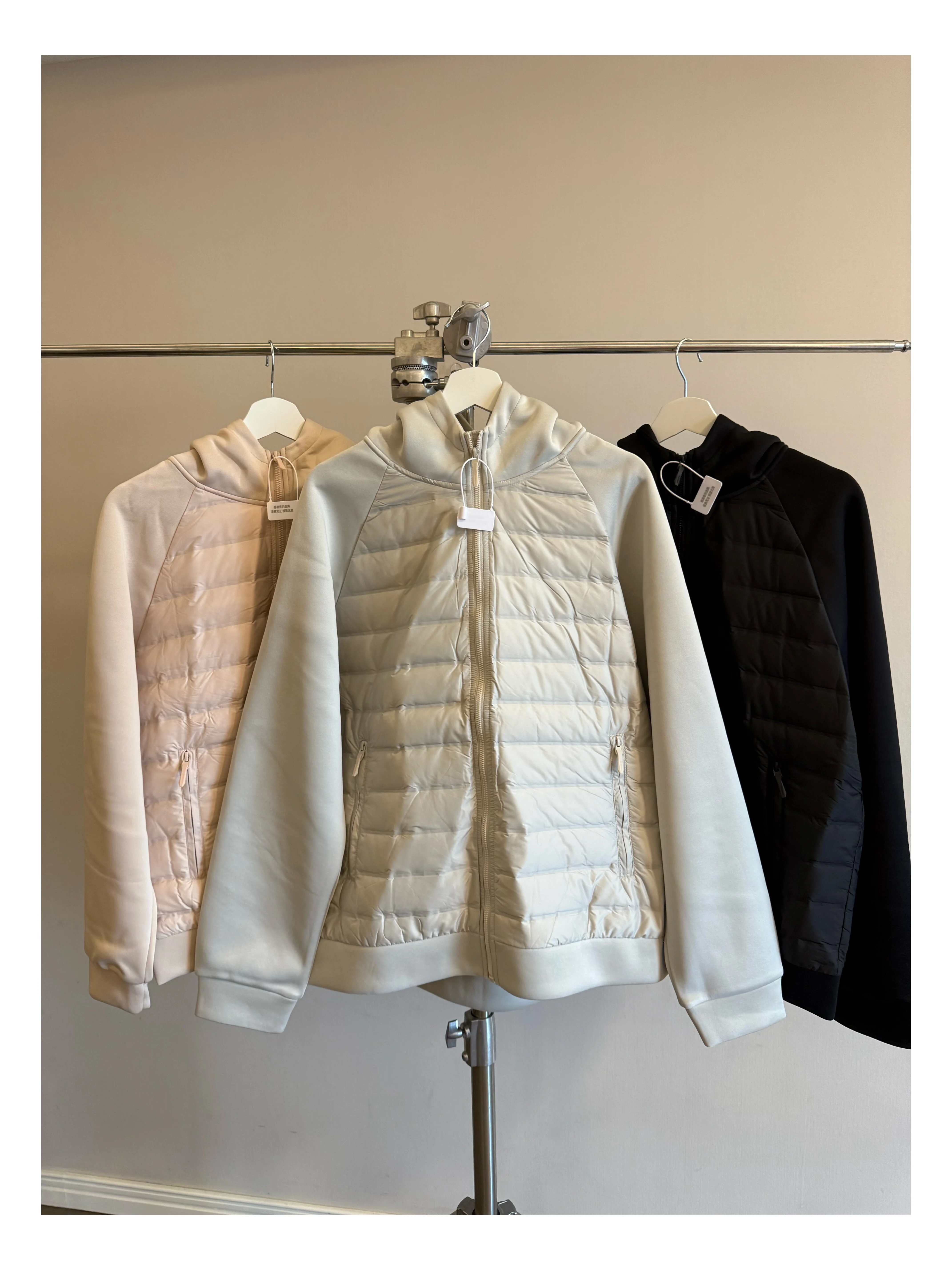 

American retro casual loose three-dimensional cutting warm hooded down jacket