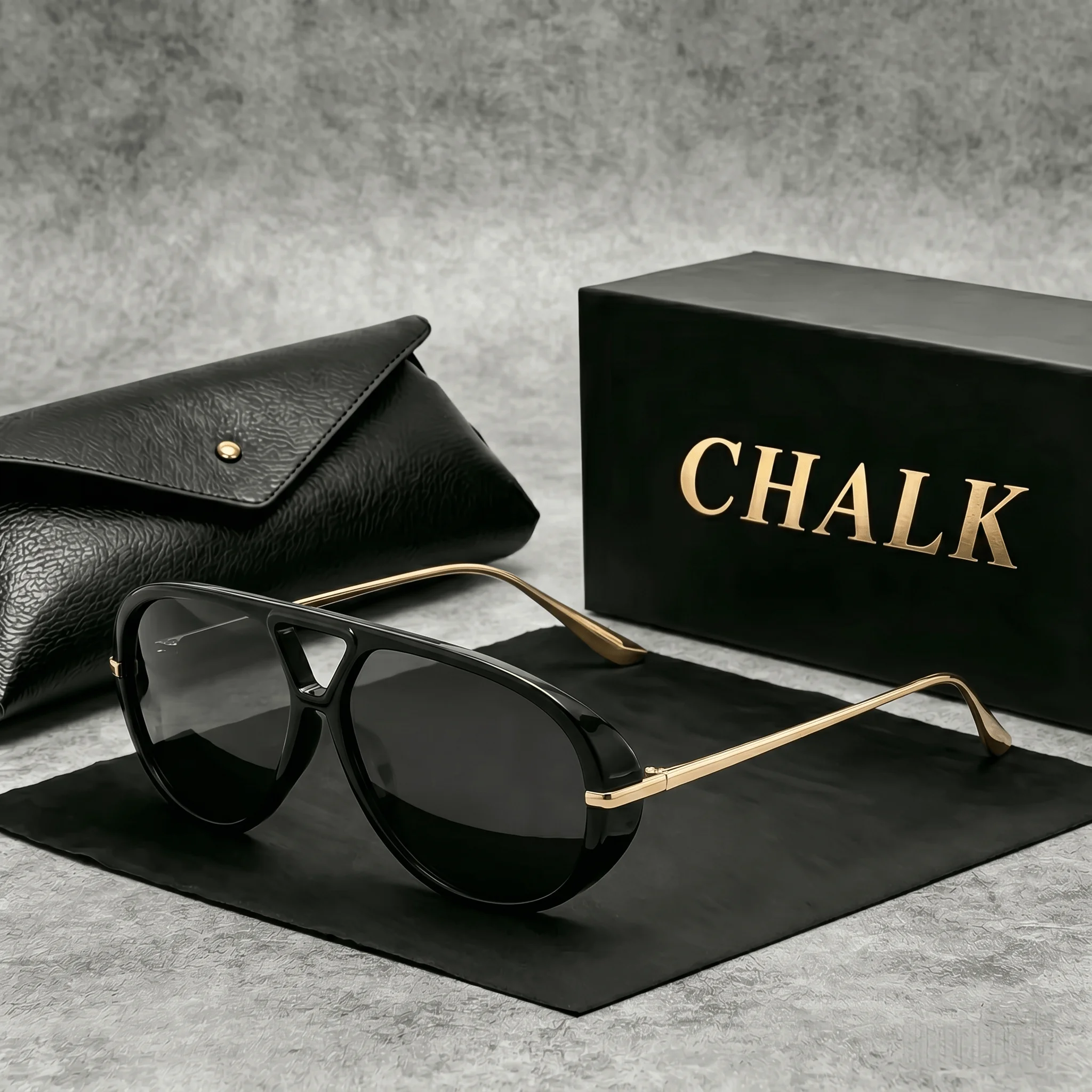 CHALK New futuristic INS style, same style as internet celebrity bloggers, personalized fashionable toad-style casual driving bu