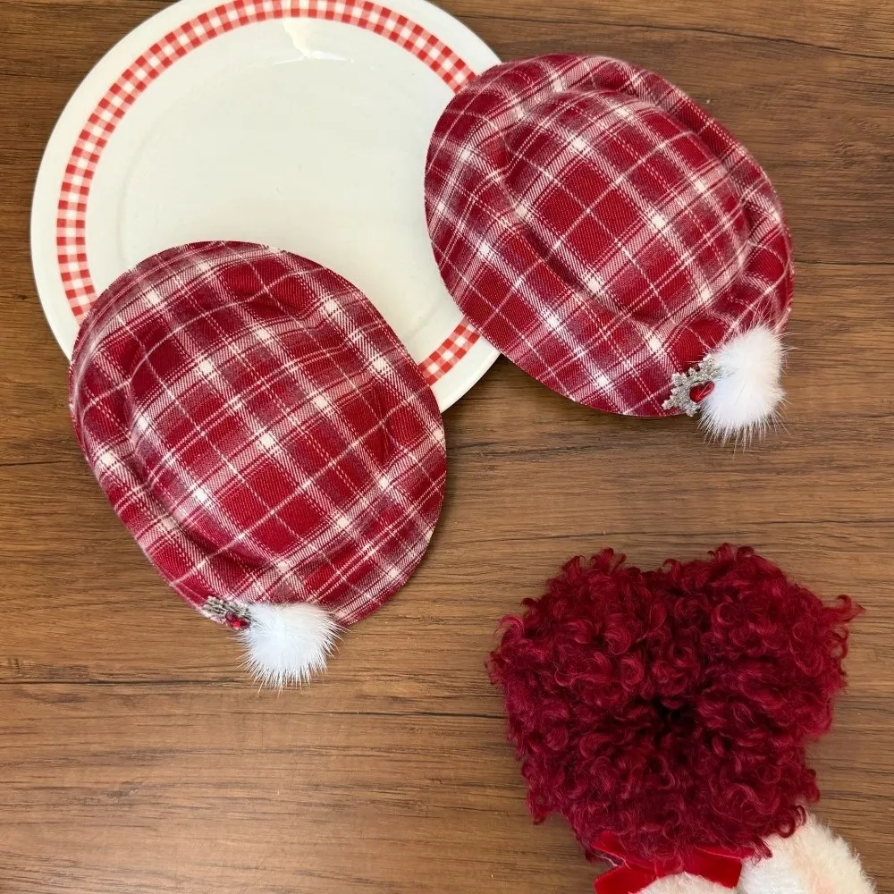 براقة قبعة فيدوراس قبعة مشبك شعر الأحمر بوم بوم الفاسناتور قبعة دبوس الشعر ندفة الثلج تألق زركونيا أفضل قبعة دبوس الشعر