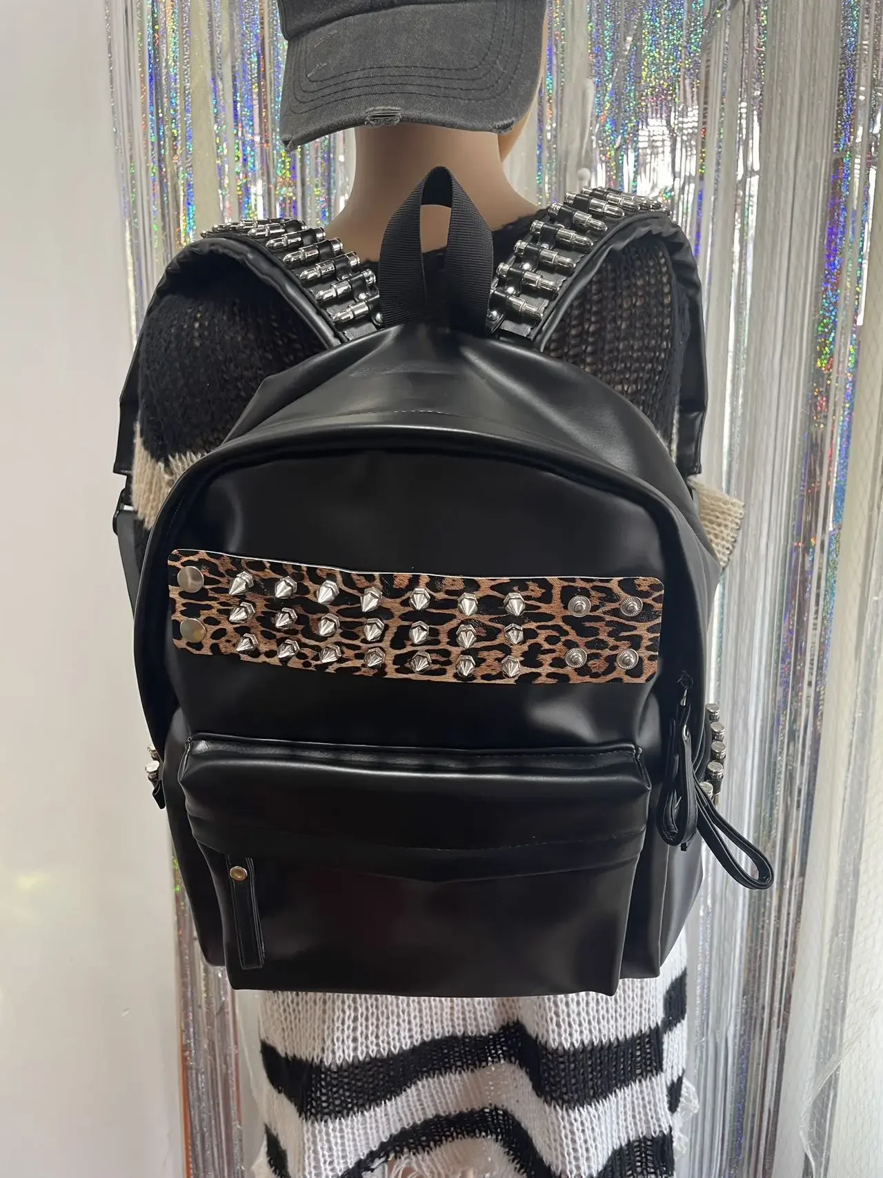 Bullet Metal Strap Decor Alt Black Aesthetic Rucksack Punk Leopard Studded Backpack Women Y2K Gothic Faux Leather Backpack
