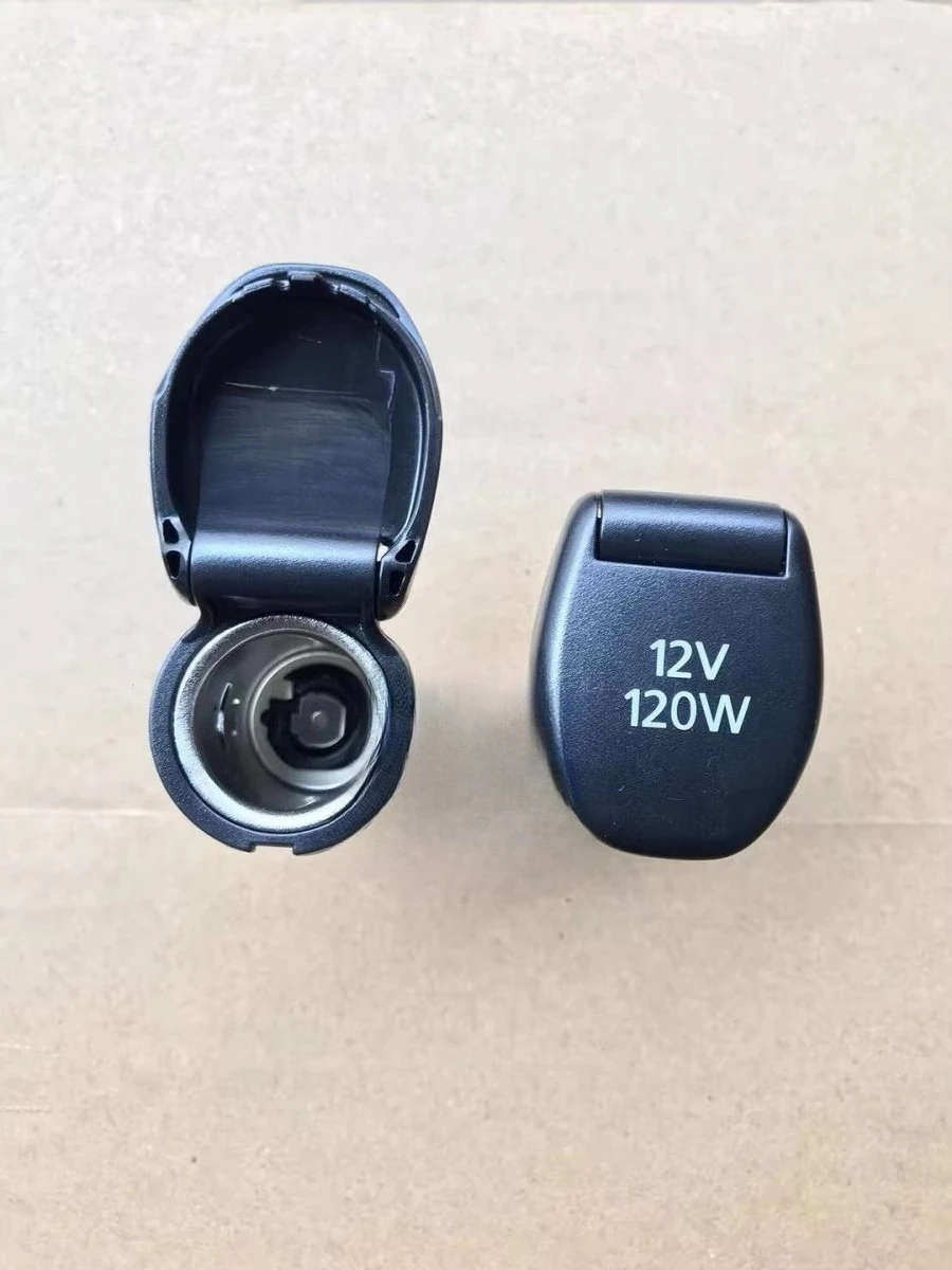 

1pc for DFM Venucia D60EV T60 T90 T70 XD50 R30 M50 VR50X Cigarette lighter base power supply base socket