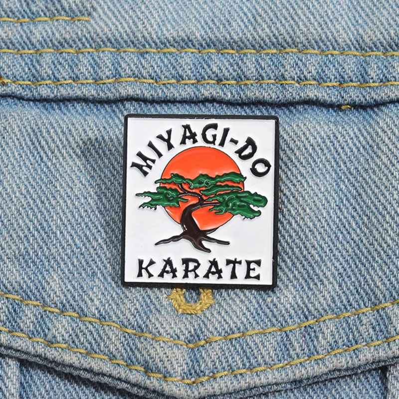 Arts Fan Pines Lapel Badges Cartoon Jewelry Gift for Kids Friends Miyagi-Do Karate Enamel  Brooch Custom Martial