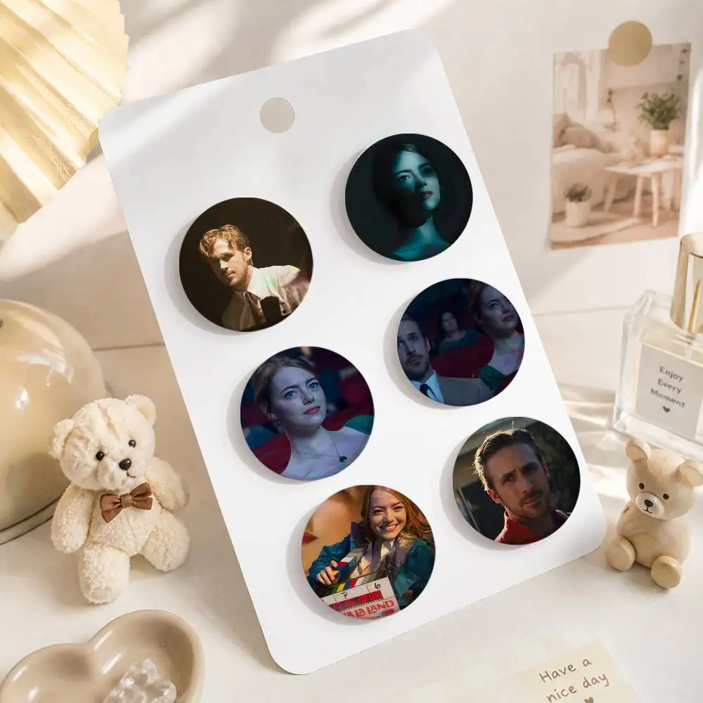A-La La Land Anime Round Badges, Brooches, Clothing Accessories, Birthday Gifts, Anime Conventions