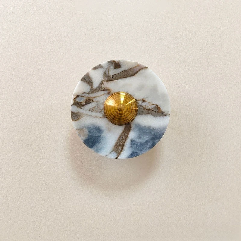 Wandleuchte aus Naturmarmor