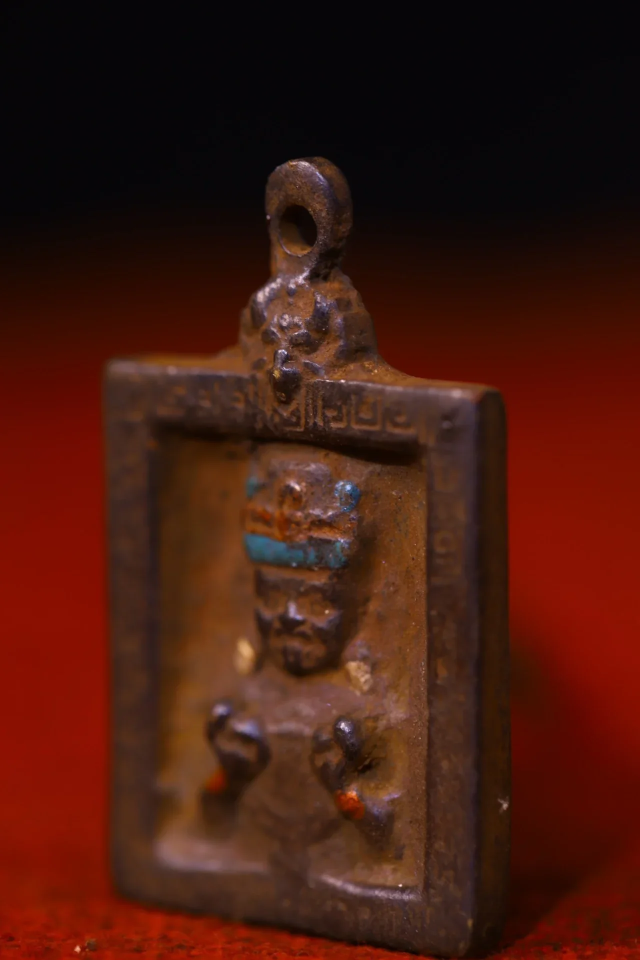 

2"Tibetan Temple Collection Old Bronze Cinnabar Zakiram Buddha Six Word Proverbs Buddha Card Pendant Amulet Town house