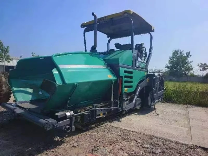 Premium Quality Asphalt Paver Heated Screed Road Finisher for Smooth Layering Paving Machine Asphalt Finisher Unit