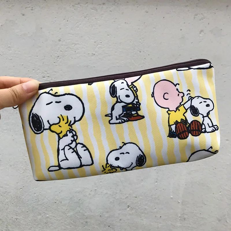 

Snoopy Boys and girls cute pencil bag student gift stationery pencil case cartoon cosmetic bag storage bag clutch coin purse