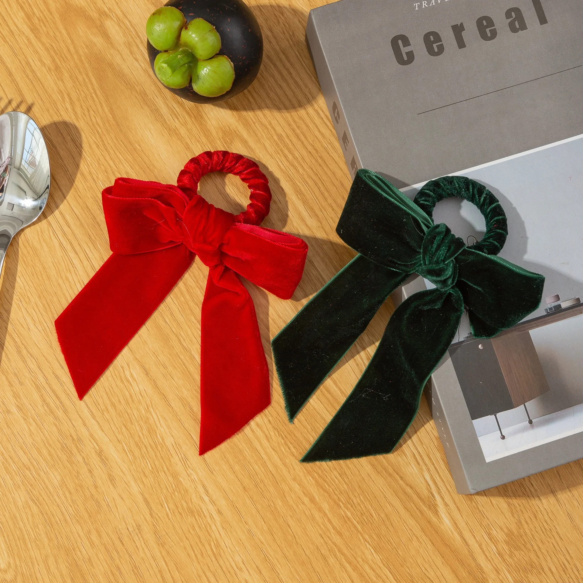 6Pcs Bowknot Napkin Rings Christmas Bow-like Napkin Ring Holder Serviette Buckles for Wedding Party Banquet Dinner Table Decor