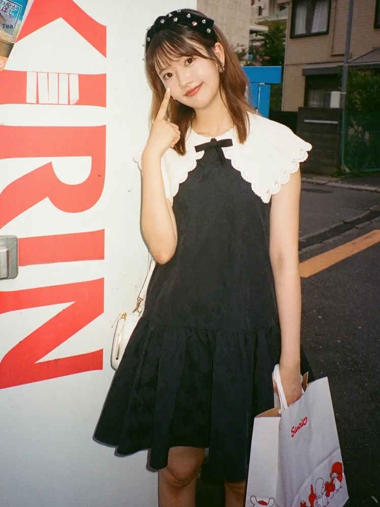 Otoño nueva llegada de punto bordado floral Svel Collar contraste color Dr Ele Bla Dr para mujeres