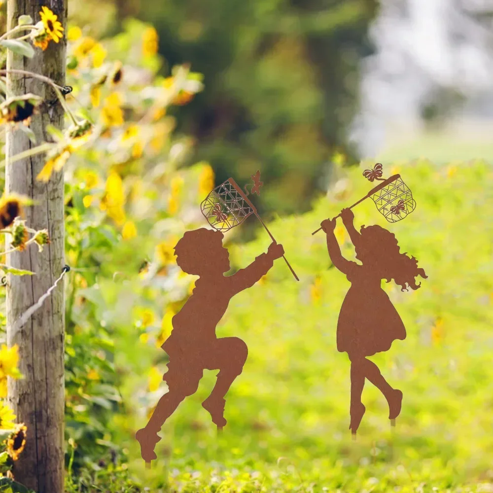 Mesmerizing Outdoor Farmhouse Decoration with Boy and Girl Art – Hypnotize Your Garden with Whimsy